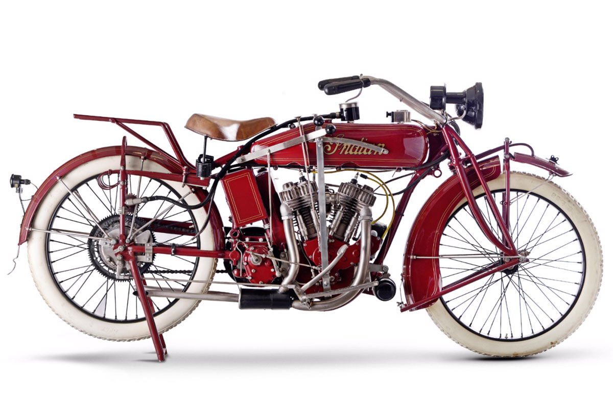 découvrez l'incroyable histoire de la moto indian, symbole de liberté et d'innovation. plongez dans l'univers de cette légende motorisée, marquée par des exploits et un design emblématique qui continuent de fasciner les passionnés de deux-roues à travers le monde.