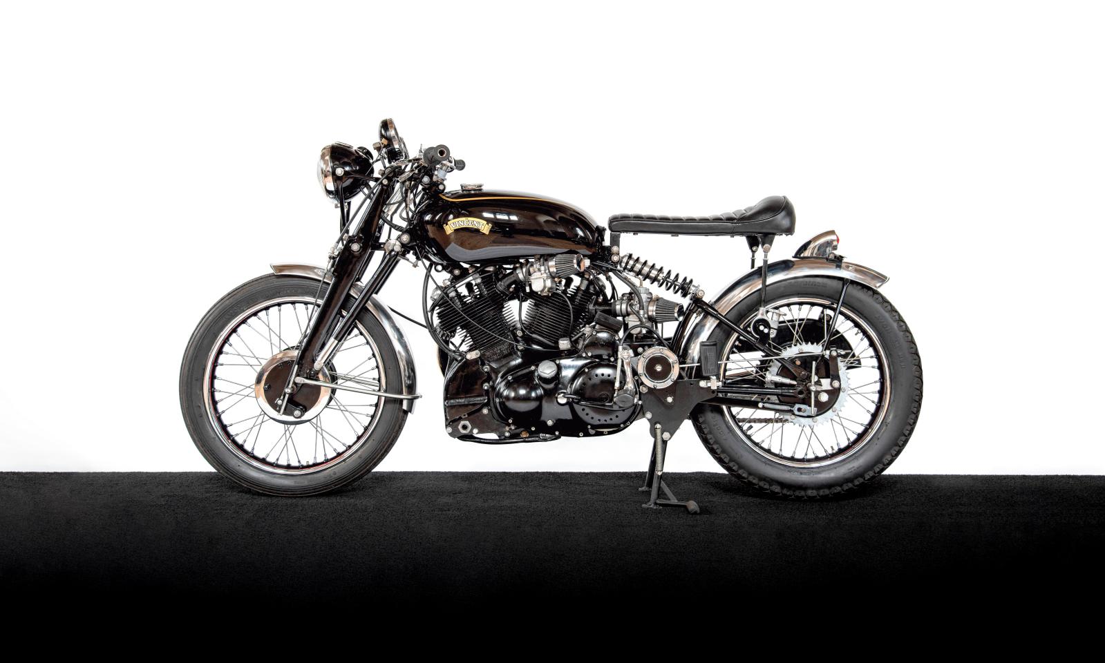 découvrez l'histoire fascinante de la bsa, emblème de l'innovation britannique. plongez dans l'univers de cette légende du motocyclisme, entre tradition et modernité.