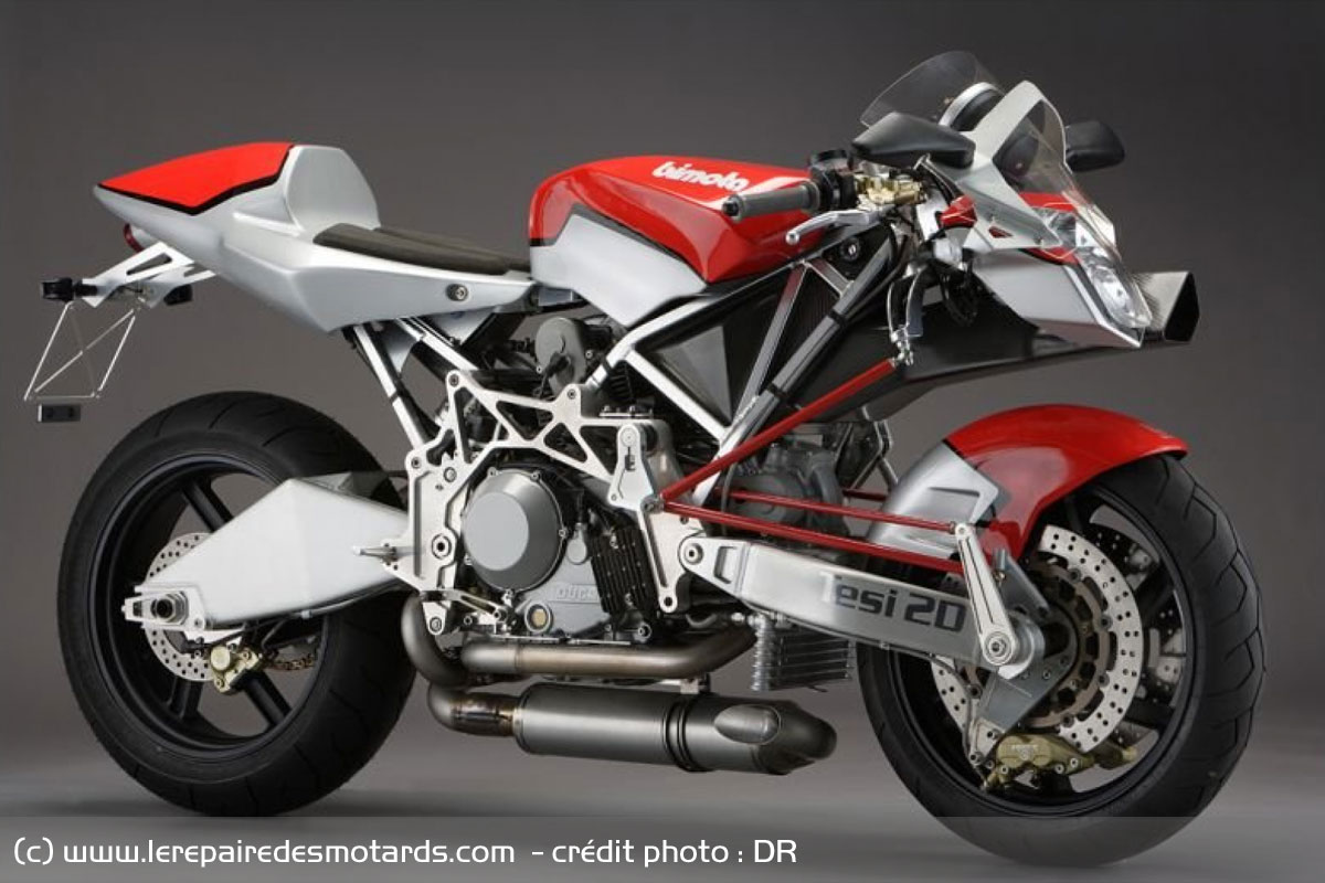 découvrez la bimota tesi, une œuvre d'art sur deux roues alliant innovation technique et design audacieux. plongez dans l'univers de cette moto unique, où l'esthétique rencontre la performance, et laissez-vous séduire par sa conception révolutionnaire.