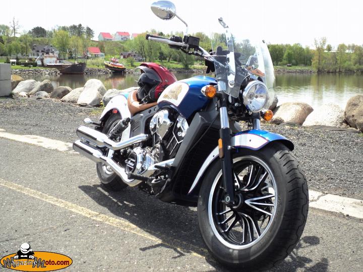 découvrez l'indian scout, l'icône de la moto américaine, qui incarne l'esprit d'aventure et de liberté. plongez dans l'expérience de la conduite sur route, avec un design vintage combiné à la performance moderne. préparez-vous à parcourir des paysages époustouflants et à vivre des moments inoubliables lors de vos escapades.