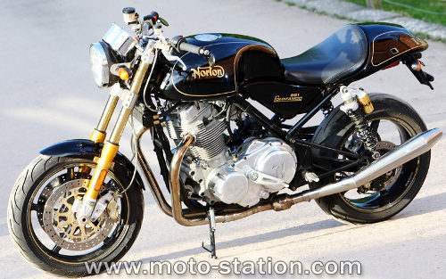 découvrez l'histoire fascinante de la norton commando, une légende britannique qui a marqué l'ère des motos. plongez dans son design iconique, ses performances inégalées et son héritage durable dans le monde motocycliste.
