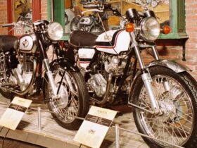 découvrez la norton interpol, la moto emblématique des forces de l'ordre. alliant performance et style, cette légende des routes allie innovation technologique et design classique pour offrir une expérience de conduite inégalée. plongez dans l'univers fascinant de cette moto qui incarne la puissance et l'élégance des agents de sécurité.