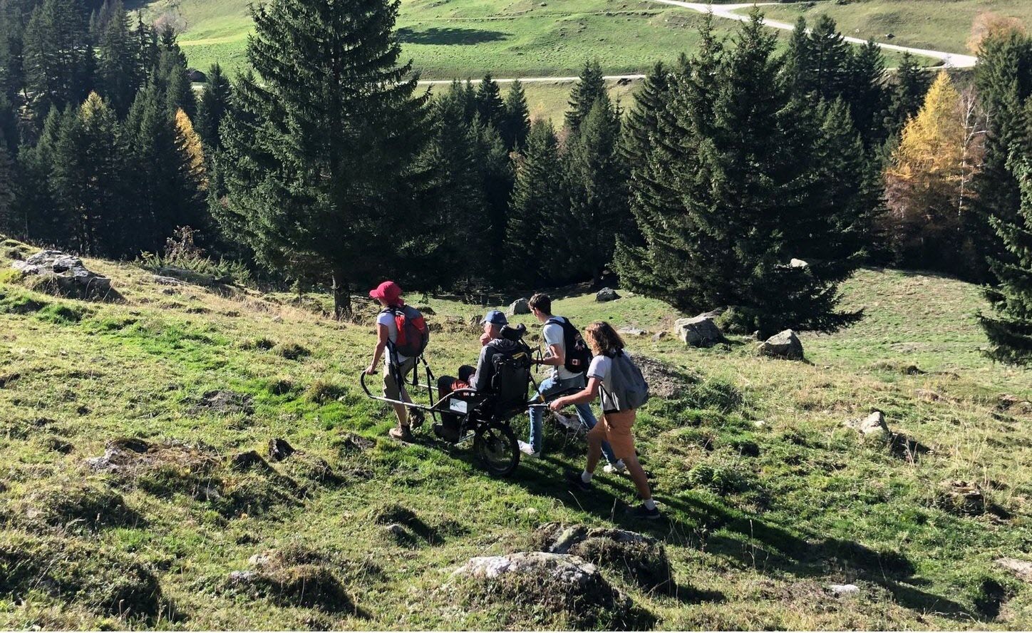 découvrez notre sélection de véhicules tout-terrain accessibles, alliant performance, confort et facilité d'utilisation. idéals pour les aventuriers en quête de sensations fortes, nos modèles vous permettront d'explorer des terrains variés en toute sérénité.